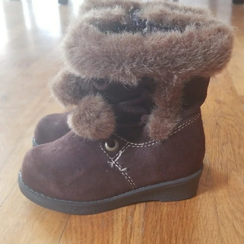 Wonder Kids Toddler Girls Brown Faux Fur Pom Pom Winter Boots Size 6M